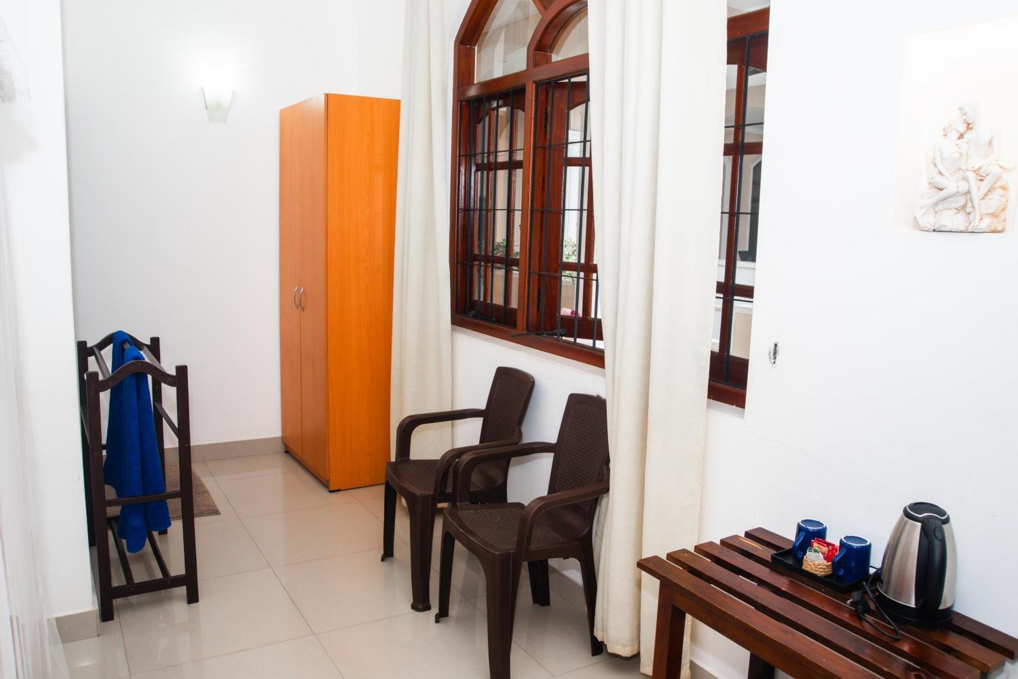 Angel Inn Guest House Negombo Exterior photo