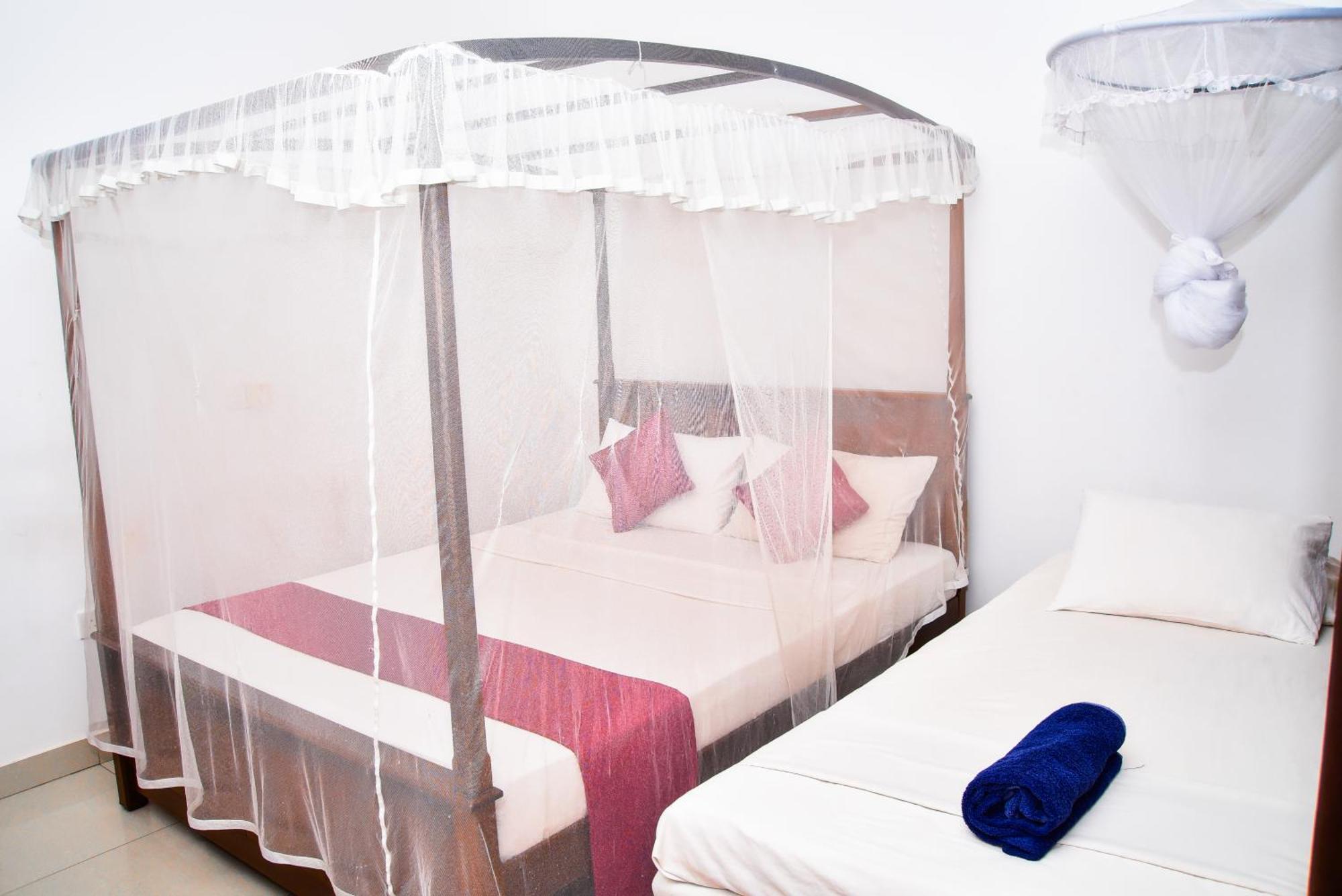 Angel Inn Guest House Negombo Exterior photo